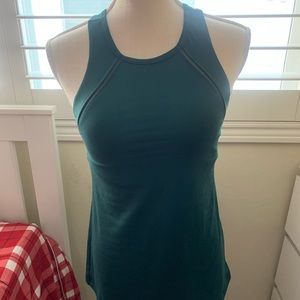 Old navy women’s tank top